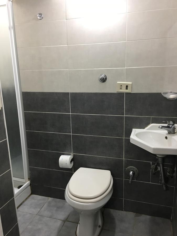 New Golden House Hostel Rome Bagian luar foto
