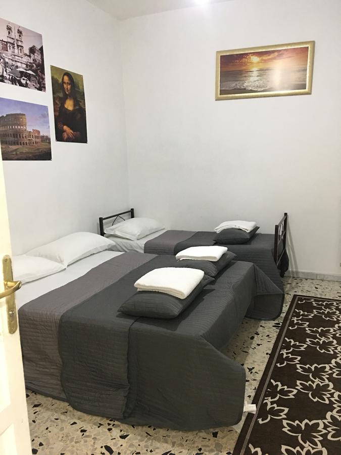 New Golden House Hostel Rome Bagian luar foto