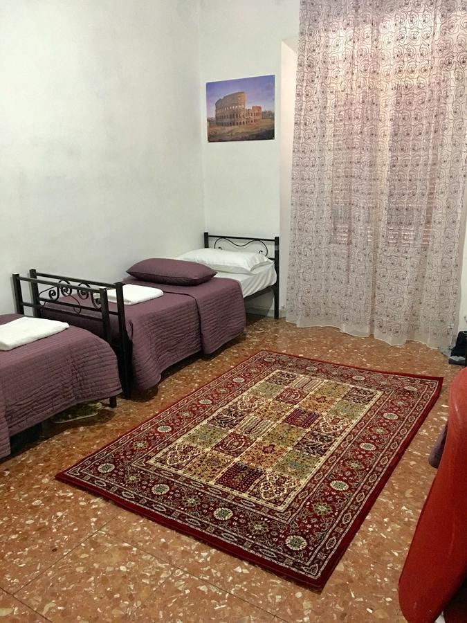 New Golden House Hostel Rome Bagian luar foto